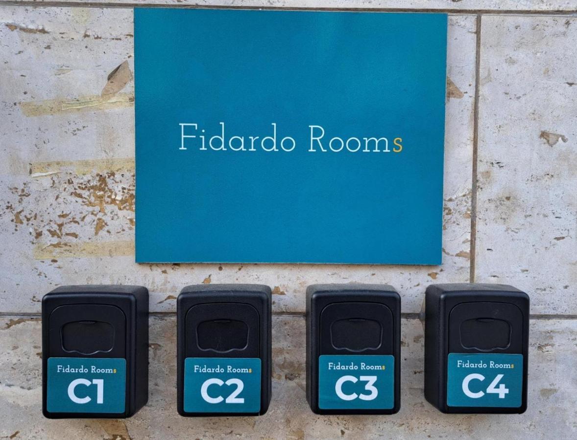 Fidardo Rooms Monopoli Exteriör bild
